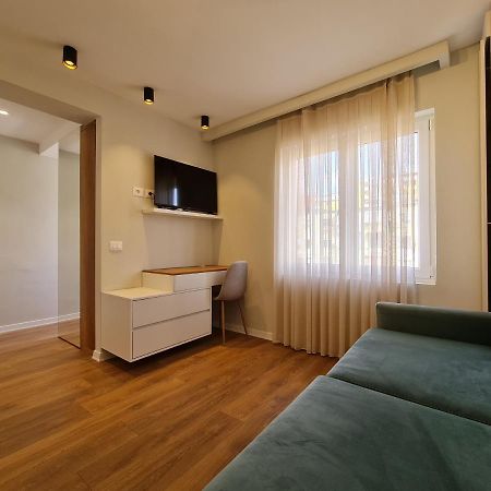 Adore - Modern Studio Tirana Exterior photo