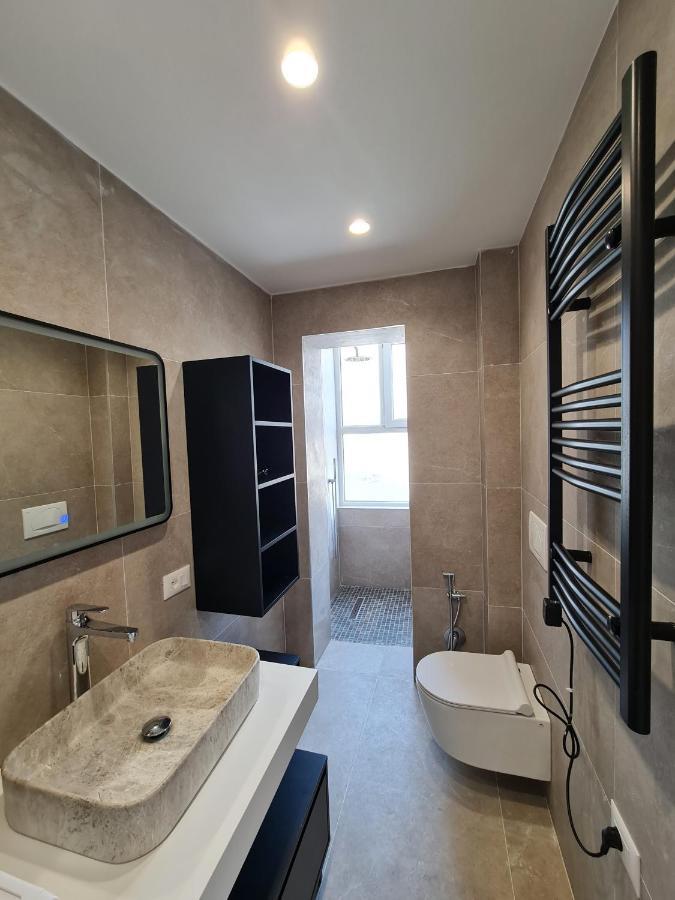 Adore - Modern Studio Tirana Exterior photo